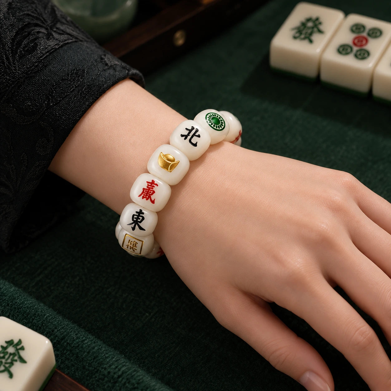 Mahjong Bead Bracelet · Ivory Mahjong beads · in-use demonstration